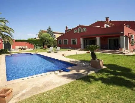Puigneulos - Golf Willa *